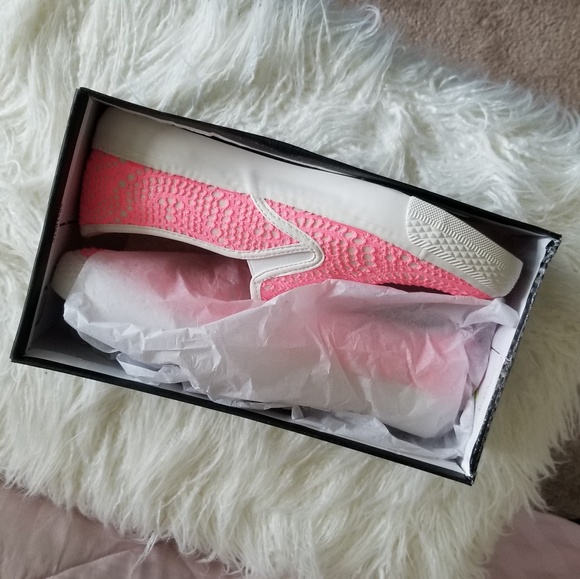 MISSGUIDED NEON PINK SLIP ON LACE SNEAKERS - Picture 4 of 8